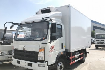 重汽豪沃冷藏車(藍(lán)牌，廂長4.0米)
